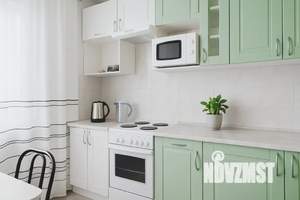 2-к квартира, посуточно, 70м2, 7/25 этаж