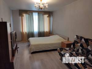 1-к квартира, посуточно, 40м2, 16/27 этаж