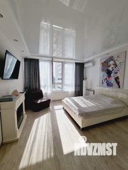 Студия квартира, посуточно, 35м2, 10/24 этаж