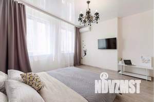 1-к квартира, посуточно, 45м2, 13/24 этаж