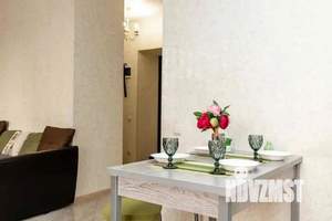 1-к квартира, посуточно, 42м2, 1/18 этаж