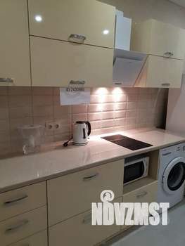 1-к квартира, посуточно, 45м2, 9/16 этаж