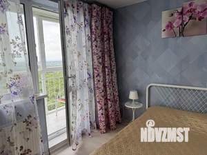 Студия квартира, посуточно, 32м2, 18/25 этаж