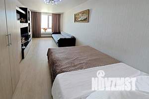 1-к квартира, посуточно, 38м2, 3/3 этаж