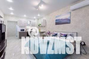 1-к квартира, посуточно, 38м2, 4/24 этаж