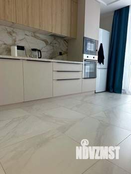 1-к квартира, посуточно, 42м2, 25/25 этаж