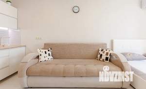 Студия квартира, посуточно, 36м2, 15/25 этаж