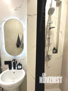 1-к квартира, посуточно, 42м2, 1/1 этаж