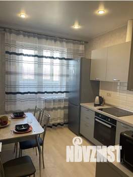 1-к квартира, посуточно, 36м2, 22/22 этаж