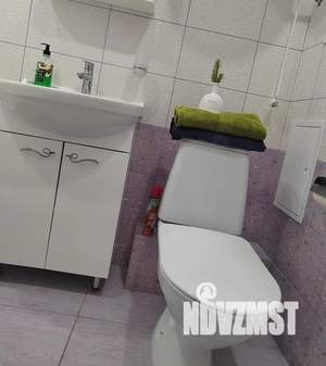 1-к квартира, посуточно, 40м2, 13/22 этаж