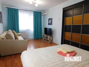 1-к квартира, посуточно, 33м2, 1/1 этаж