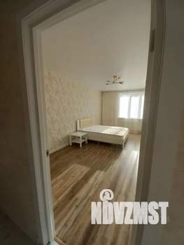 1-к квартира, посуточно, 40м2, 25/26 этаж