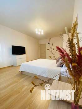 2-к квартира, посуточно, 71м2, 5/22 этаж