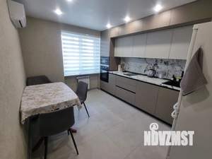 1-к квартира, посуточно, 40м2, 7/25 этаж