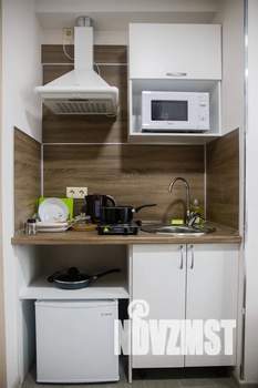 Студия квартира, посуточно, 20м2, 2/2 этаж