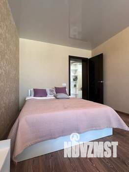 1-к квартира, посуточно, 37м2, 3/3 этаж