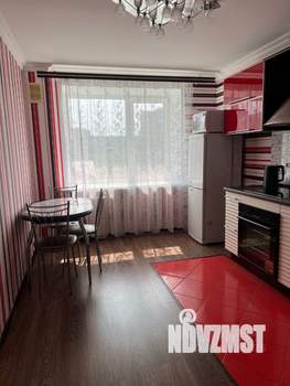 1-к квартира, посуточно, 43м2, 8/18 этаж