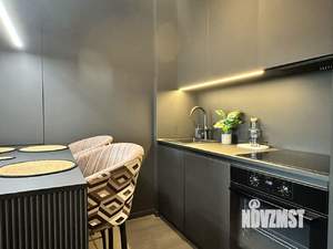 Студия квартира, посуточно, 33м2, 16/24 этаж