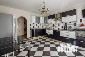 1-к квартира, посуточно, 65м2, 1/1 этаж