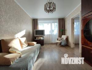 3-к квартира, посуточно, 57м2, 1/1 этаж