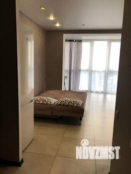 Студия квартира, посуточно, 35м2, 17/18 этаж
