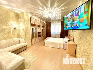 2-к квартира, посуточно, 72м2, 1/1 этаж