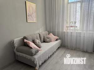 Студия квартира, посуточно, 35м2, 2/3 этаж