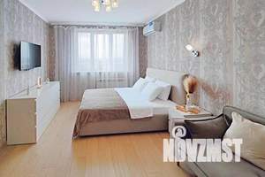 1-к квартира, посуточно, 42м2, 10/19 этаж