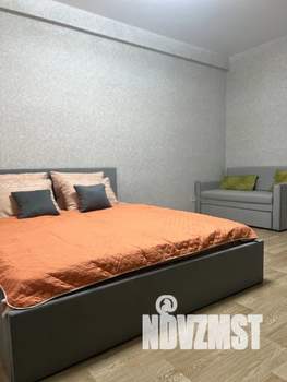 1-к квартира, посуточно, 40м2, 9/17 этаж