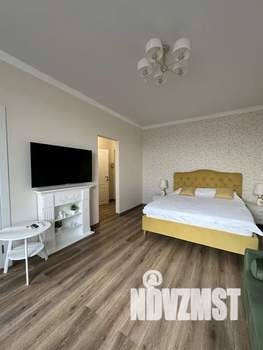 1-к квартира, посуточно, 35м2, 5/5 этаж