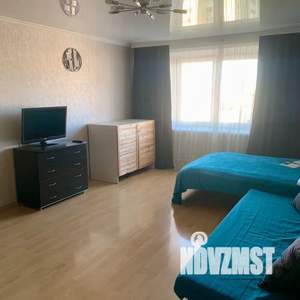 1-к квартира, посуточно, 45м2, 10/10 этаж