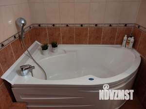 1-к квартира, посуточно, 52м2, 1/1 этаж