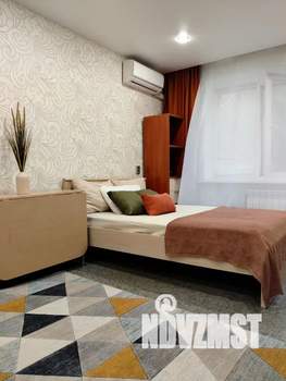 1-к квартира, посуточно, 33м2, 1/9 этаж