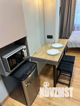 Студия квартира, посуточно, 16м2, 1/12 этаж