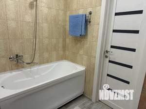 Студия квартира, посуточно, 32м2, 18/25 этаж