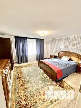 3-к квартира, на длительный срок, 220м2, 10/10 этаж