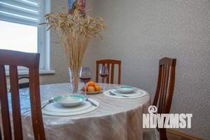 2-к квартира, посуточно, 64м2, 1/1 этаж