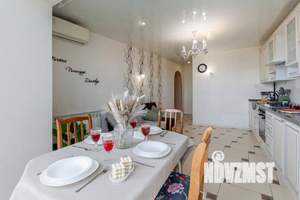 3-к квартира, посуточно, 64м2, 1/1 этаж