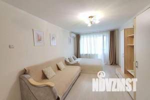 1-к квартира, посуточно, 33м2, 4/9 этаж