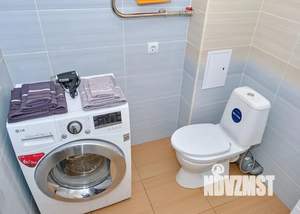 1-к квартира, посуточно, 40м2, 9/9 этаж