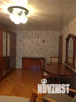 3-к квартира, посуточно, 88м2, 3/9 этаж