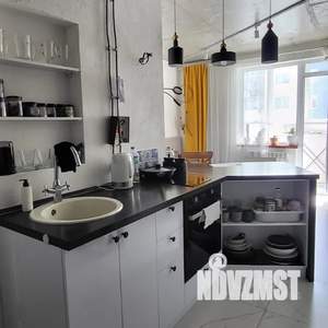 Студия квартира, посуточно, 35м2, 21/24 этаж