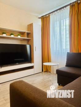 1-к квартира, посуточно, 40м2, 21/25 этаж