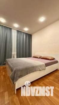 2-к квартира, посуточно, 70м2, 4/9 этаж