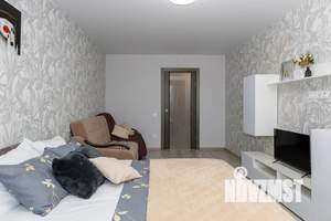 1-к квартира, посуточно, 42м2, 7/27 этаж