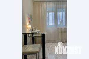 1-к квартира, посуточно, 40м2, 3/19 этаж