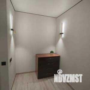 1-к квартира, посуточно, 40м2, 1/16 этаж