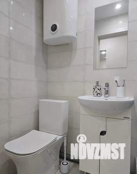 1-к квартира, посуточно, 36м2, 4/9 этаж