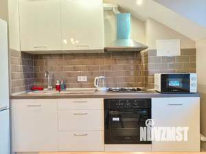 Студия квартира, посуточно, 42м2, 4/4 этаж