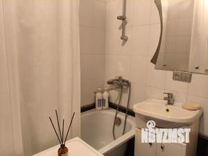 1-к квартира, посуточно, 33м2, 9/9 этаж